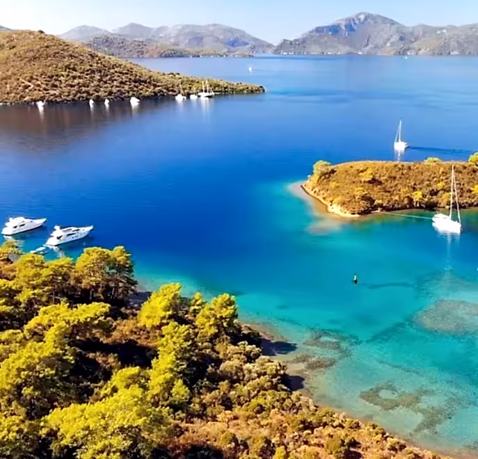 Göcek 12 adalar günlük günübirlik özel yatılı tekne turları